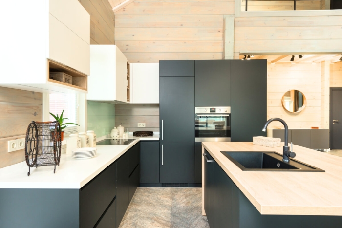 Matte vs. Glossy Finishes: Pros, Cons & Styling Tips for Cabinets