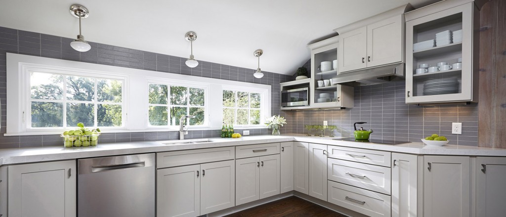 Range Hoods and Cabinet Hardware Range