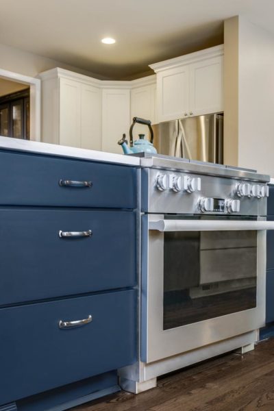 cliqstudios-shaker-blue&white cliqstudios-shaker-blue&white
