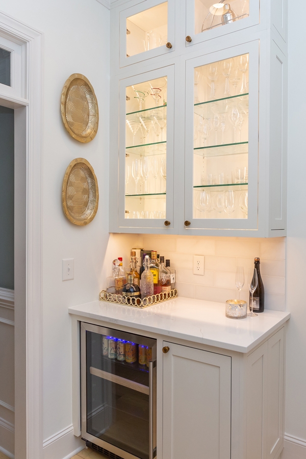 White cabinet Butlerâs pantry with wine refrigerator and glass door fronts White cabinet Butlerâs pantry with wine refrigerator and glass door fronts