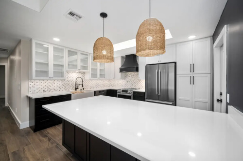 Craftsman-Harrison-Carriage_Black_Sea_Salt Craftsman-Harrison-Carriage_Black_Sea_Salt