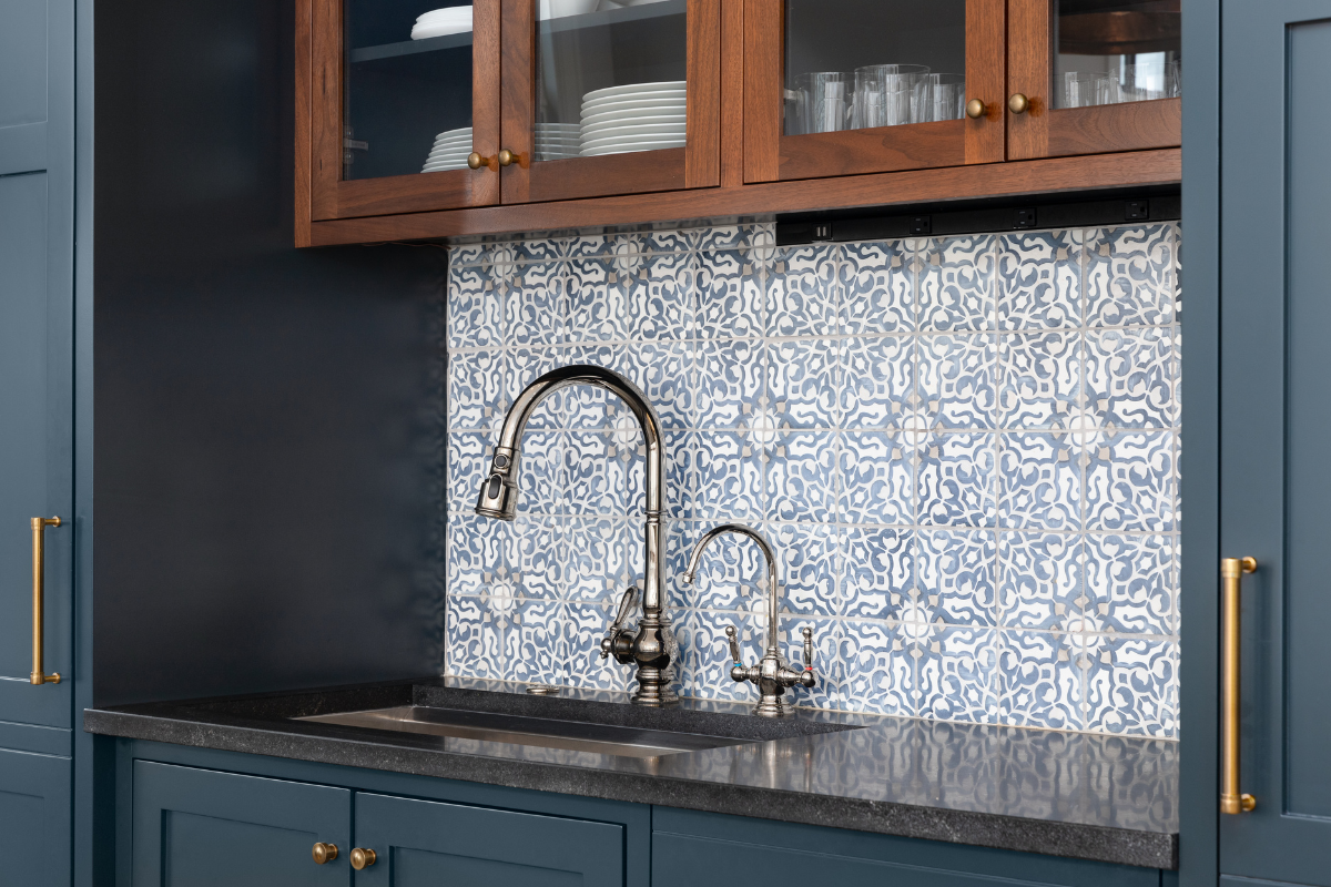Hand-painted decorative tile backsplash Hand-painted decorative tile backsplash