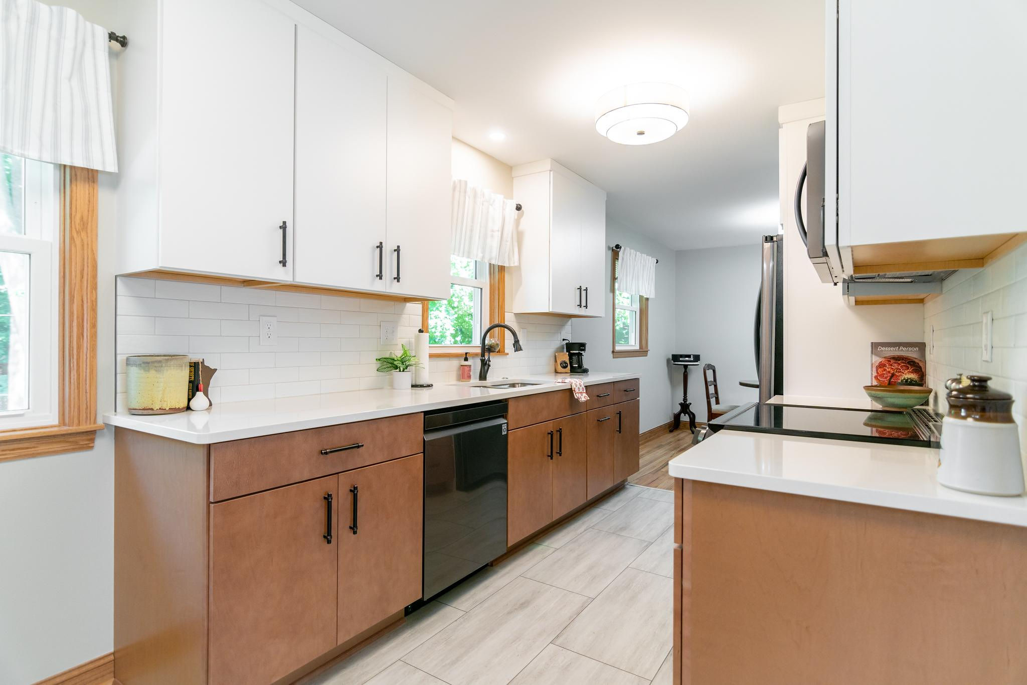 CliqStudios project: White and natural wood slab kitchen cabinets with white subway tile backsplash CliqStudios project: White and natural wood slab kitchen cabinets with white subway tile backsplash