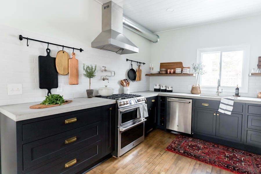Dishwasher next to sink, like it should be. Dishwasher next to sink, like it should be.