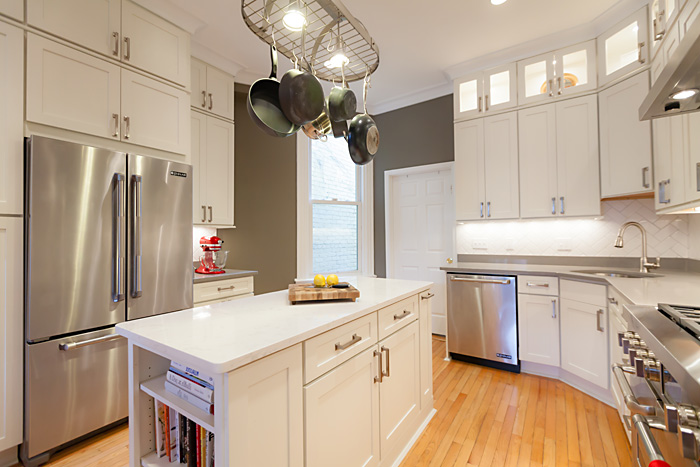 washington-dc-kitchen-remodeling-project-uses-cliqstudios-shaker-painted-white-cabinets washington-dc-kitchen-remodeling-project-uses-cliqstudios-shaker-painted-white-cabinets