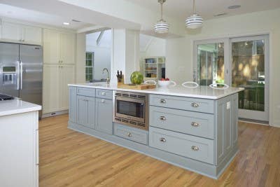 Explore the Photo Gallery of This Bright, Open Kitchen Layout Explore the Photo Gallery of This Bright, Open Kitchen Layout