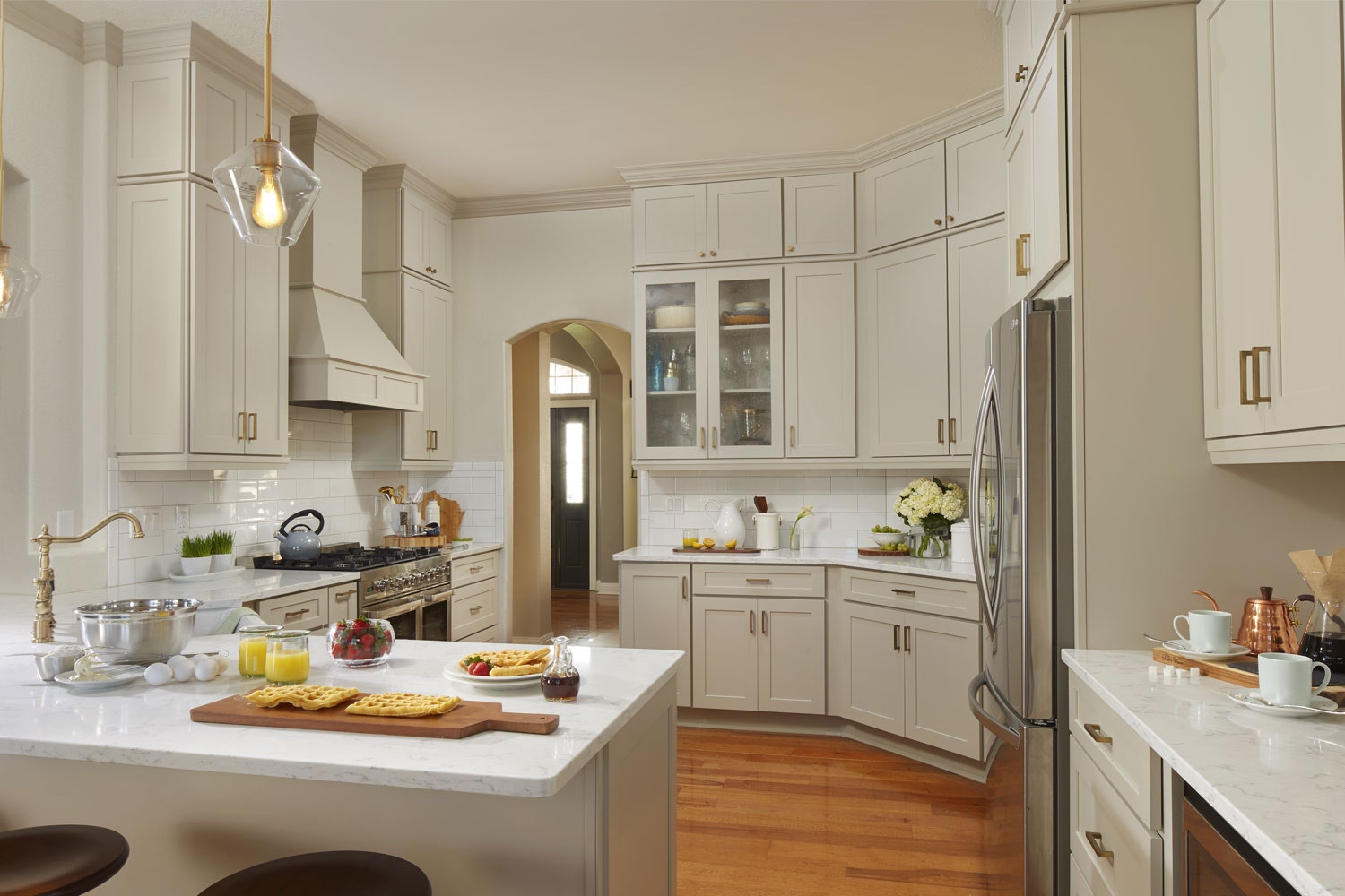 shaker light gray cabinets shaker light gray cabinets