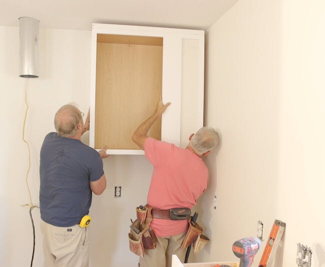Hanging first wall cabinet for model remodel Hanging first wall cabinet for model remodel